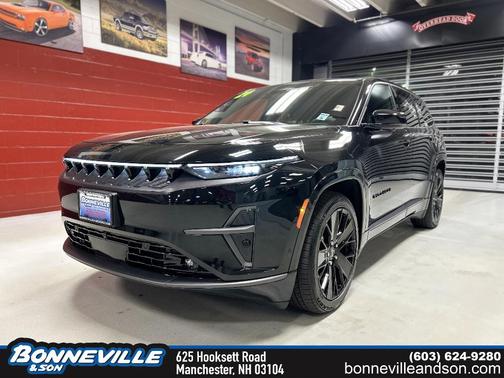 Diamond Black 2024 Jeep Wagoneer S Launch Edition