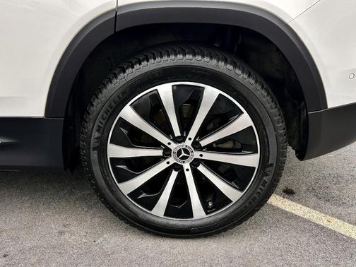 2022 Mercedes-Benz GLB 250 Base 4MATIC