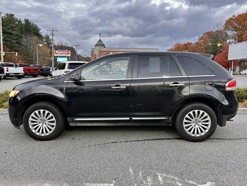 2013 Lincoln MKX Base