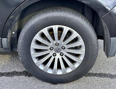 2013 Lincoln MKX Base