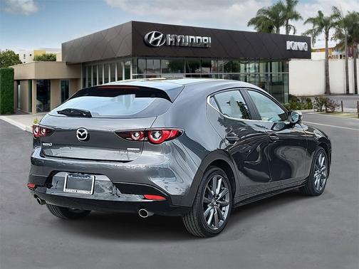2023 Mazda Mazda3 FWD w/Preferred Package