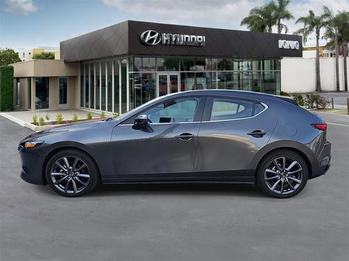 2023 Mazda Mazda3 FWD w/Preferred Package