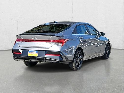 2026 Hyundai ELANTRA Sport