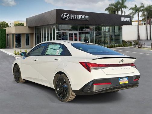 2026 Hyundai ELANTRA Sport