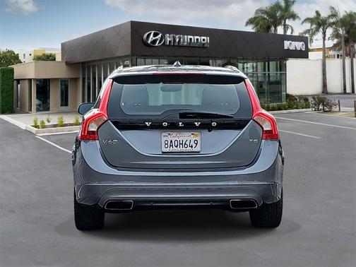 2017 Volvo V60 T5 Premier