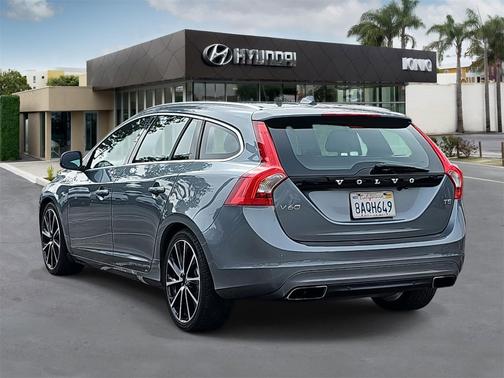 2017 Volvo V60 T5 Premier