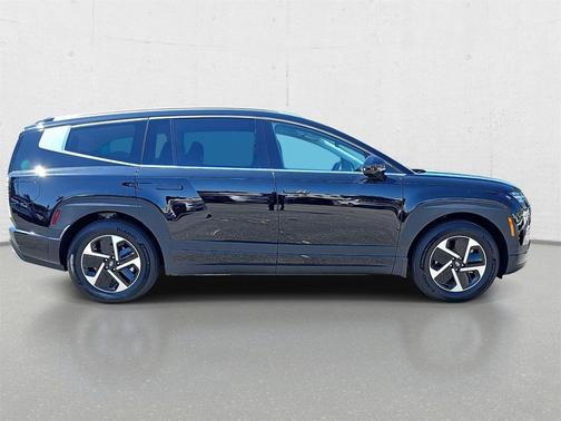 2026 Hyundai IONIQ 9 SE