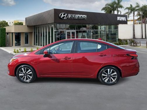 2024 Nissan Versa 1.6 SV