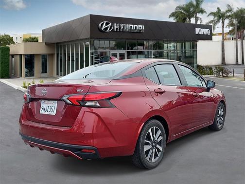 2024 Nissan Versa 1.6 SV