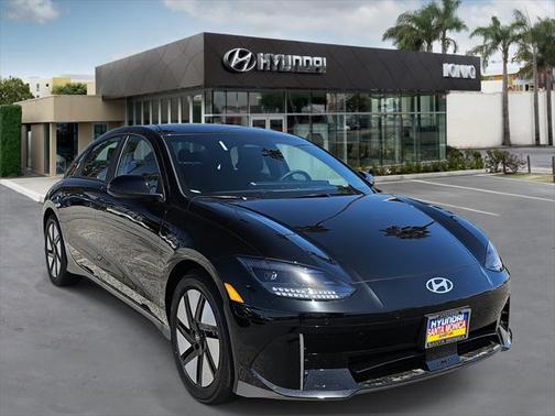 2025 Hyundai IONIQ 6 SE