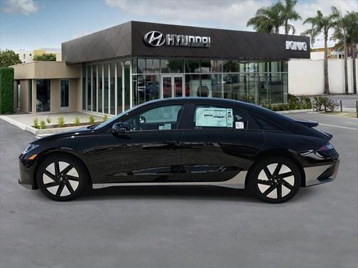 2025 Hyundai IONIQ 6 SE
