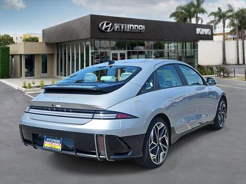 2025 Hyundai IONIQ 6 SEL