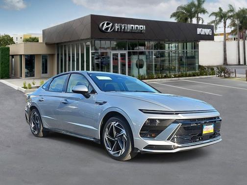 2026 Hyundai SONATA SEL