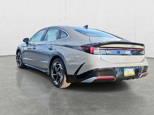 2026 Hyundai SONATA SEL