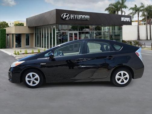 2013 Toyota Prius Three