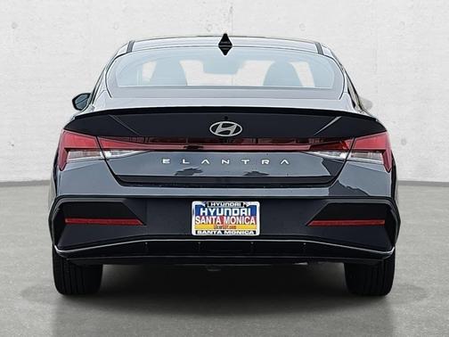 2026 Hyundai ELANTRA Sport