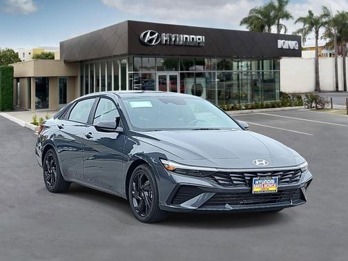 2026 Hyundai ELANTRA Sport