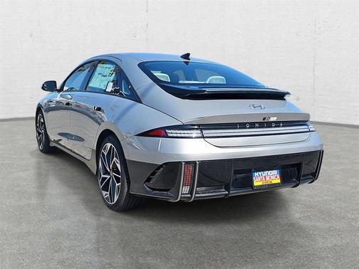 2025 Hyundai IONIQ 6 Limited