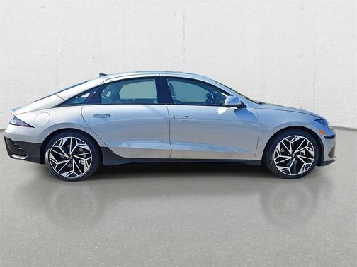 2025 Hyundai IONIQ 6 Limited