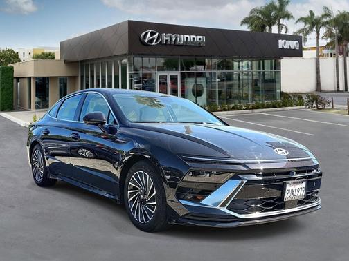2025 Hyundai SONATA Hybrid Limited