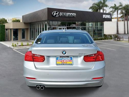 2014 BMW 328 328i
