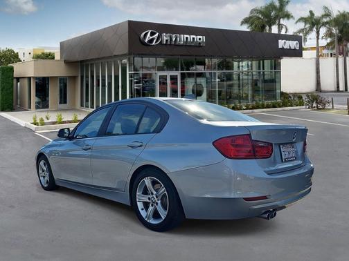 2014 BMW 328 328i