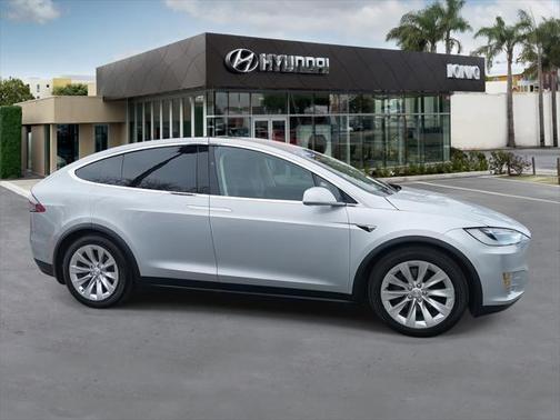 2016 Tesla Model X 75D