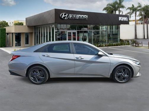 2023 Hyundai ELANTRA HEV Blue