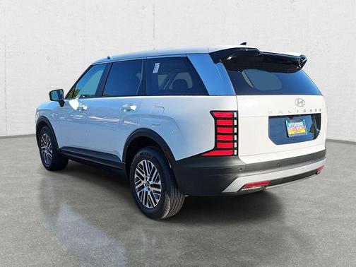 2026 Hyundai PALISADE SE