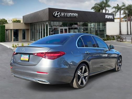 2022 Mercedes-Benz C-Class Sedan