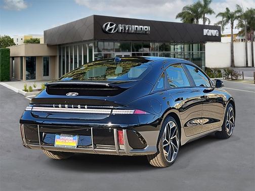 2025 Hyundai IONIQ 6 SEL
