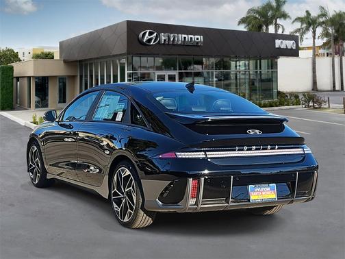 2025 Hyundai IONIQ 6 SEL