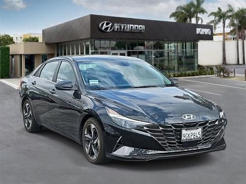 2023 Hyundai ELANTRA Limited