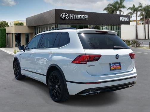 2021 Volkswagen Tiguan 2.0T SE R-Line Black