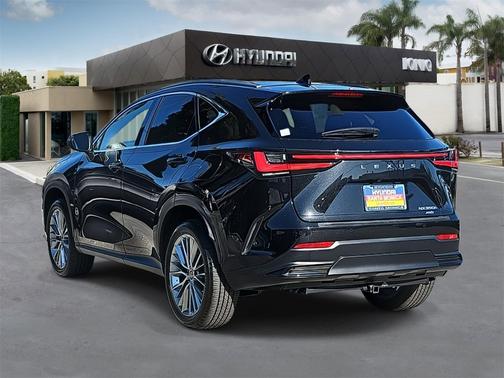 2023 Lexus NX 350h Premium