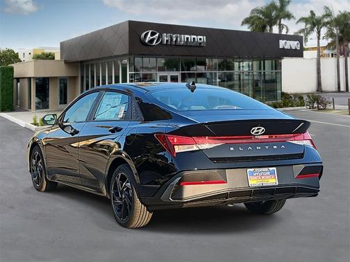 2026 Hyundai ELANTRA Sport