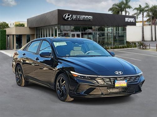 2026 Hyundai ELANTRA Sport