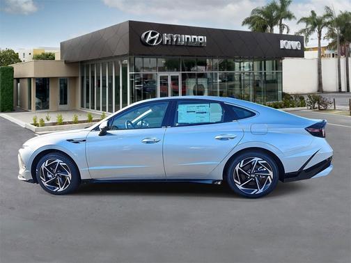 2026 Hyundai SONATA SEL