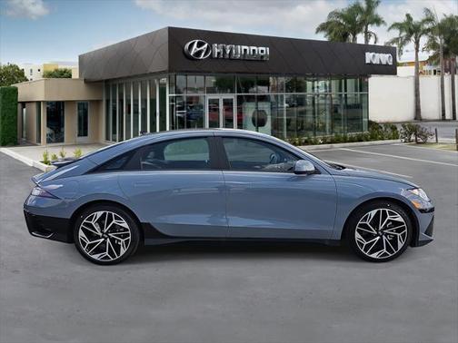 2025 Hyundai IONIQ 6 SEL
