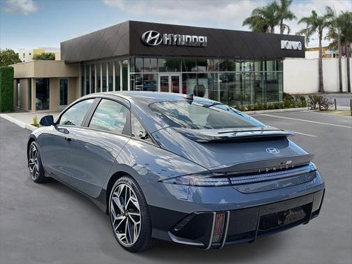 2025 Hyundai IONIQ 6 SEL