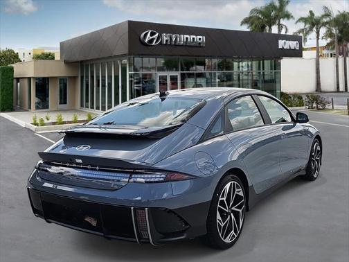 2025 Hyundai IONIQ 6 SEL