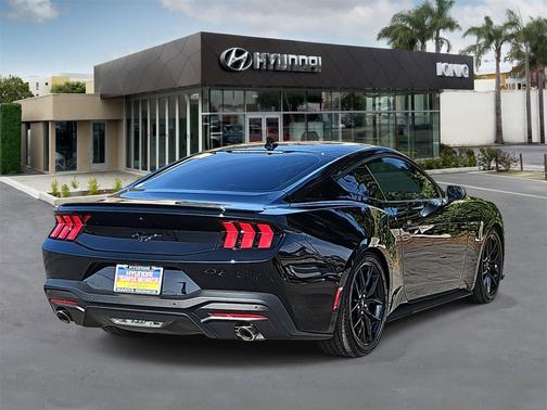 2025 Ford Mustang EcoBoost