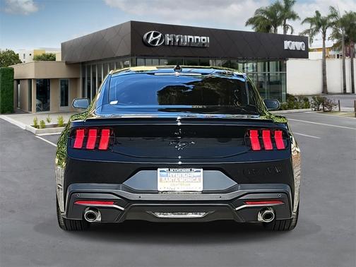 2025 Ford Mustang EcoBoost