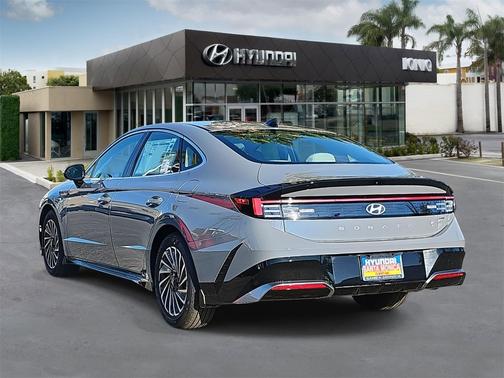 2025 Hyundai SONATA Hybrid SE