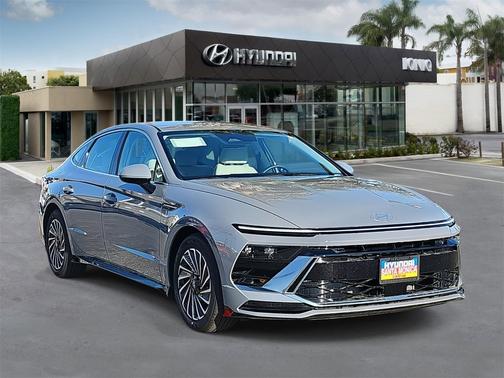 2025 Hyundai SONATA Hybrid SE