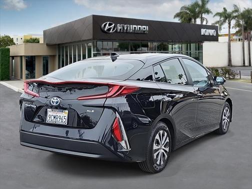 2022 Toyota Prius Prime XLE