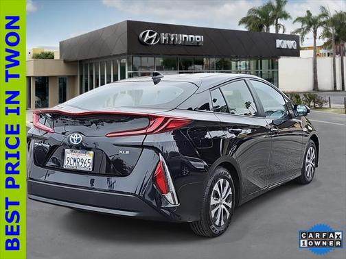 2022 Toyota Prius Prime XLE