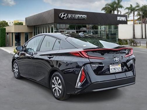 2022 Toyota Prius Prime XLE