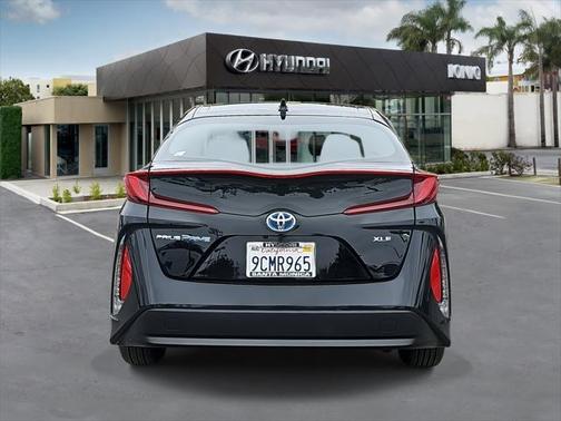 2022 Toyota Prius Prime XLE