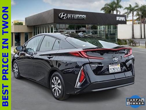 2022 Toyota Prius Prime XLE